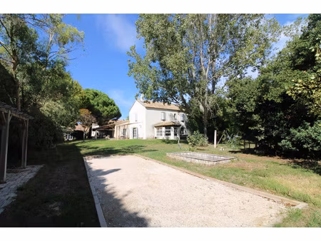 herault propriété d'exeption 800m2 sur 400000m2