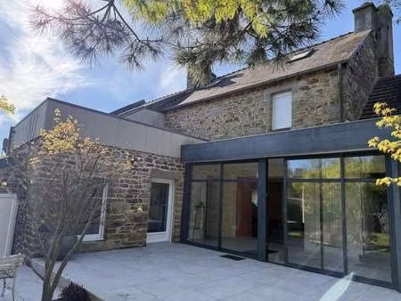 vente maison à plouguenast (22150) : à vendre / 107m² plouguenast