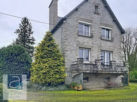saint jouan de l isle - coup de coeur : maison en pierre  4 chambres  jardin et dépendance