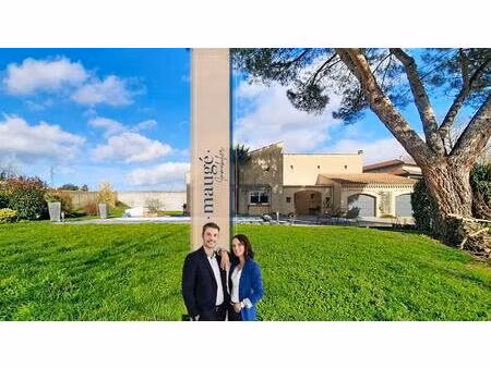 maison - 4 chambres - mezzanine - garage - jardin - piscine - jolie vue dégagée