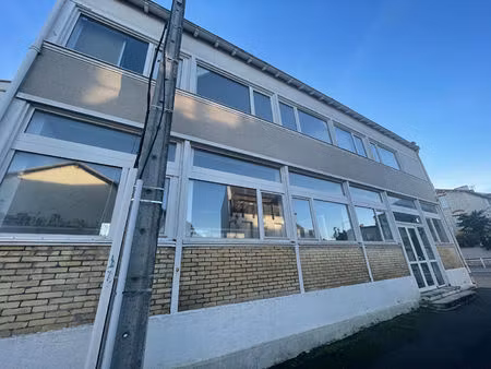 immeuble la rochelle 9 pièces 207.20 m²