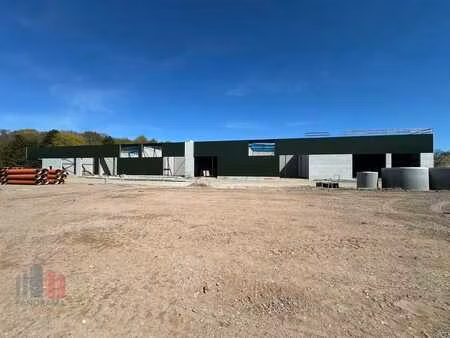 nieuwbouw kmo-unit van 249 m² met 130 m² kantoorruimte te...
