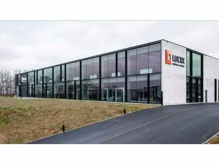 entrepôt et bureaux à louer – tubize