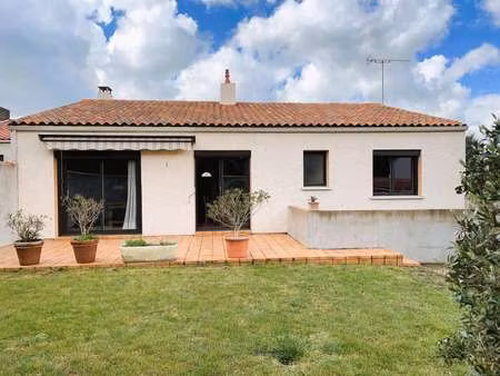 vente maison aux herbiers (85500) : à vendre / 105m² les herbiers