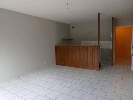 location appartement t1 à châteaubriant (44110) : à louer t1 / 32m² châteaubriant