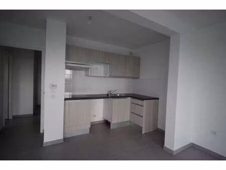location appartement 3 pièces à saint-herblain nord-sillon-thébaudières (44800) : à louer 