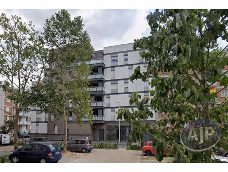 gentilly 2p/1chb loggia de 17m²