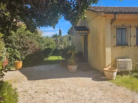 villa cavalaire 150 mètres de la plage