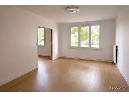 appartement 3 pièces de 75 m² – proche centre-ville et gare