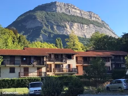 appartement 2 pièces 56 m²