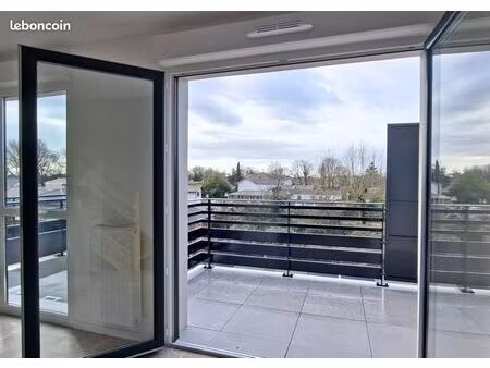 appartement 3 pièces 69 m²