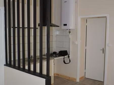 à louer – appartement 35 m² – rennes-les-bains (11190)