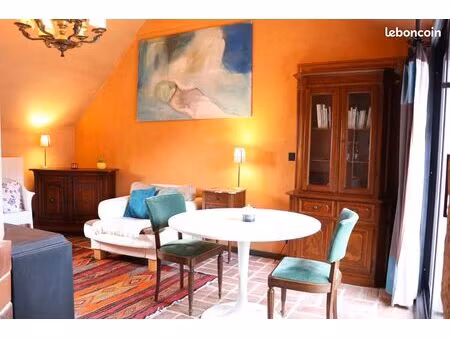 studio avec terrasse