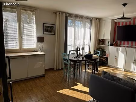 location meublée - appartement 3 pièces - 2 chambres
