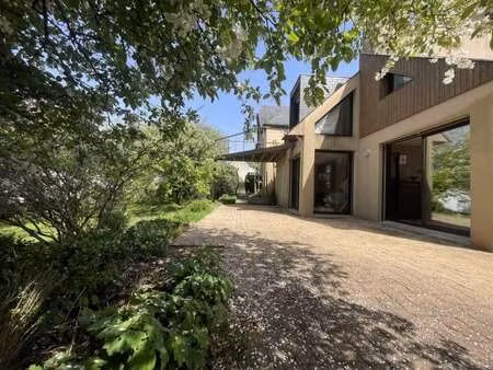 vente maison à châteaulin (29150) : à vendre / 280m² châteaulin