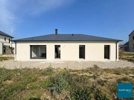 vente maison à escoville (14850) : à vendre / 100m² escoville