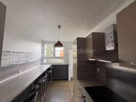vente appartement 4 pièces à la ferté-bernard (72400) : à vendre 4 pièces / 66m² la ferté-