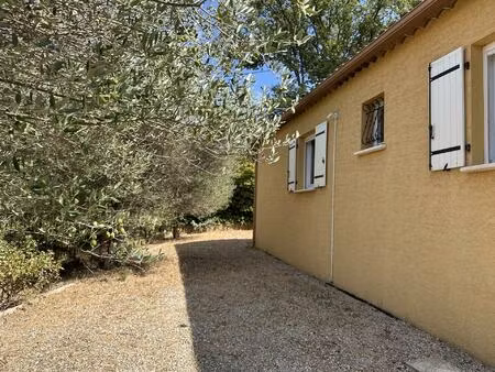 maison traditionnelle en parfait état