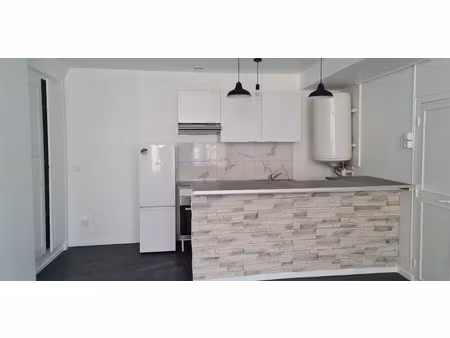 location appartement 1 pièce 27.48 m² à nevers (58000)  380 €