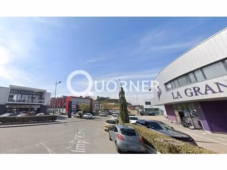 vente commerce 450 m²
