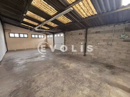 location local d'activités 140 m²