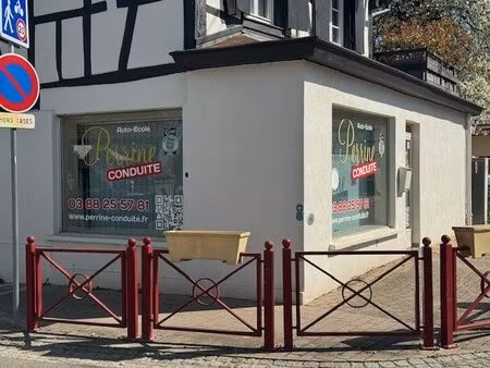 local commercial 100m²