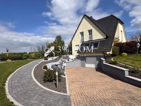 3%com très belle maison 5 chambres avec piscine sur 8 50 ares