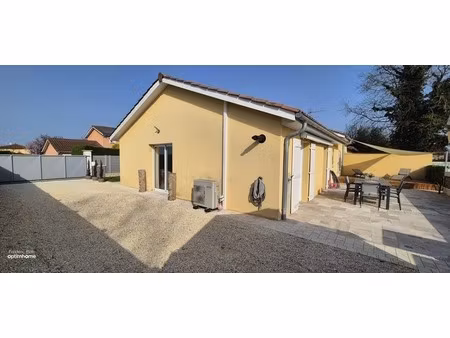 charmante villa de plain-pied à vendre au cœur de châtillon-sur-chalaronne