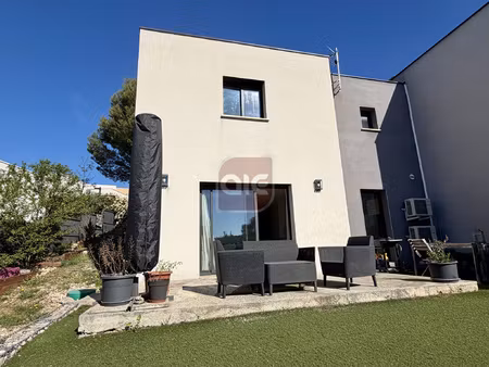 exclusivité a.i.e. ! villa récente t4 sur une parcelle pisci