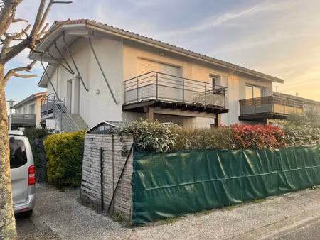 location meublée appartement 2 pièces 40 m² à biscarrosse (40600)  800 €