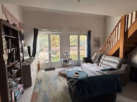 location appartement 2 pièces 53 m² à epernon (28230)  720 €