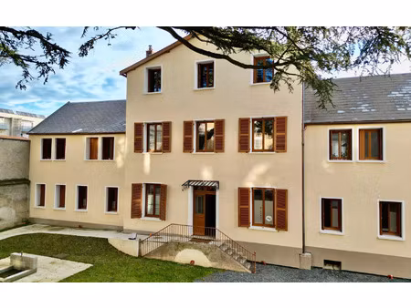 appartement tassin-la-demi-lune 49.1 m² t-2 à vendre  230 000 €