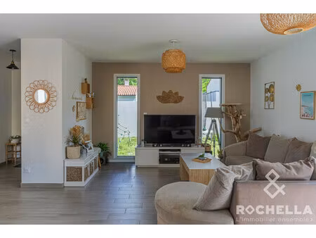 maison récente 3 chambres