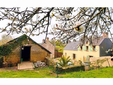 maison montaigu-la-brisette m² t-5 à vendre  274 000 €