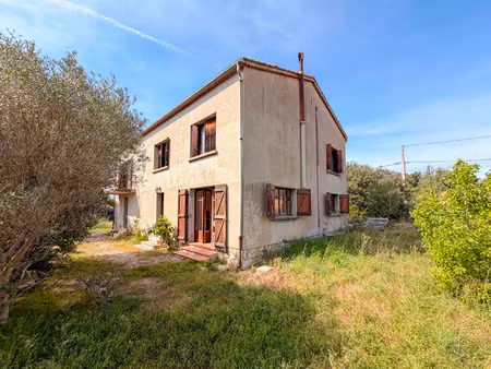 pierrefeu-du-var - grande maison a renover avec beaucoup de potentiel