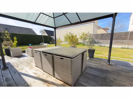 maison familiale au calme avec jardin saint-parres-aux-ter