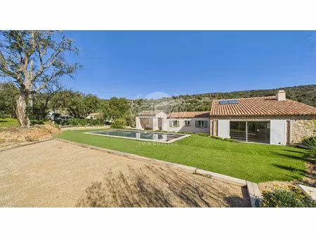 vente maison 195 m² le plan-de-la-tour (83120)