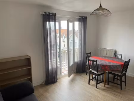 location meublée appartement 48.04 m² à tours (37000)  750 €