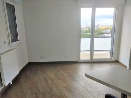 location appartement 1 pièce 26.63 m² à issy-les-moulineaux (92130)  1 000 €