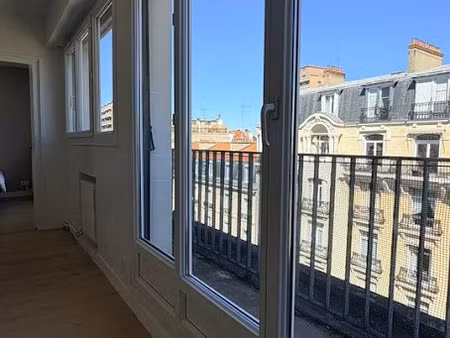 location meublée appartement 2 pièces 39 m² à boulogne-billancourt (92100)  1 590 €