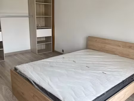location meublée appartement 3 pièces 70 m² à vétraz-monthoux (74100)  1 580 €