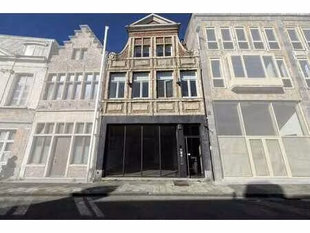 bureau récemment rénové (324 m²) à vendre à gand sud