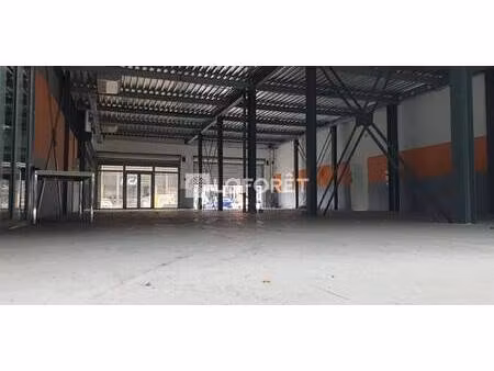 local commercial à louer