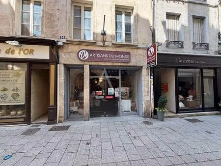 local commercial à louer