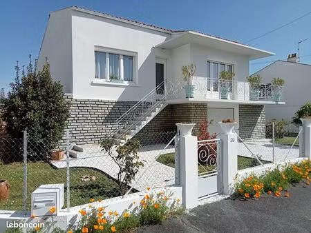 ? maison familiale non mitoyenne – 156 m² habitables + garage – 4 chambres – jardin 600 m²