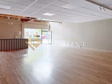 location locaux professionnels 102 m² à bourgoin-jallieu (38300)  1 295 €
