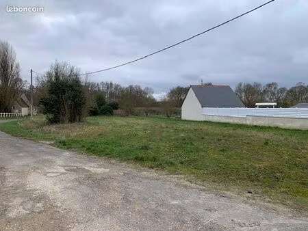 terrain à bâtir 1530 m² - vue château de la bourdaisière