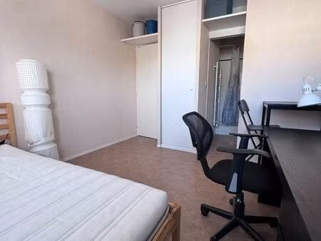 studio 1 pièce 18 m²