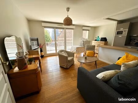 t2 meublé 55 m² – terrasse so + parking – résidence avec gardien – tram botanique 100 m