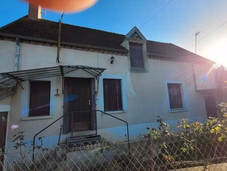 maison indépendante avec cour